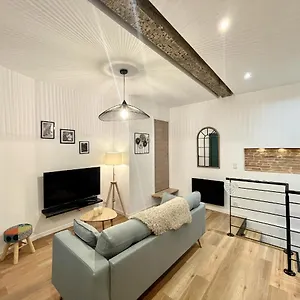 https://le-lafayette-appartement-duplex-climatis.midi-pyreneeshotels.com